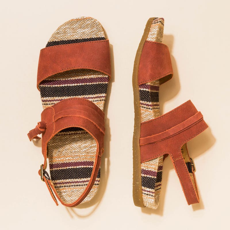 El Naturalista N5256 PLEASANT CALDERA / ZUMAIA