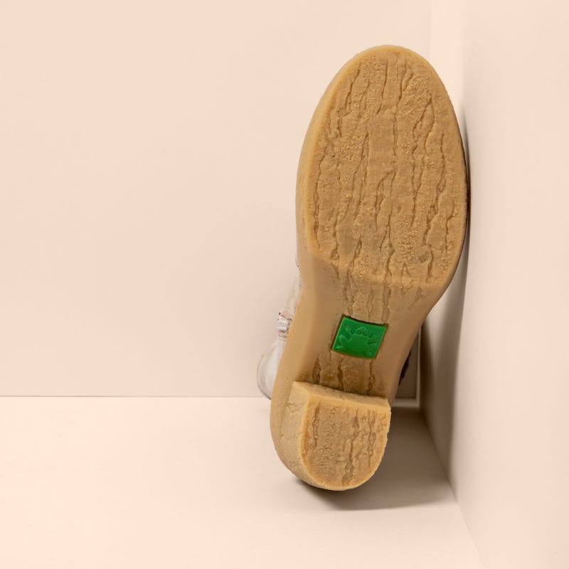 El Naturalista N5515 SILK SUEDE CREAM / HAYA