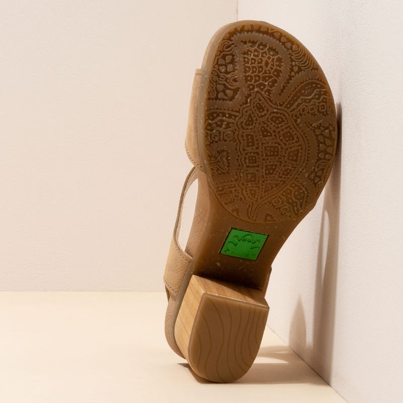 El Naturalista N5564 PLEASANT HONEY /DEBA