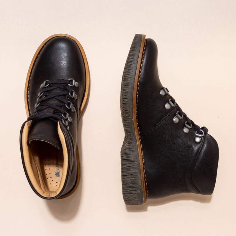 El Naturalista N5578 NATURAL GRAIN BLACK/ VOLCANO