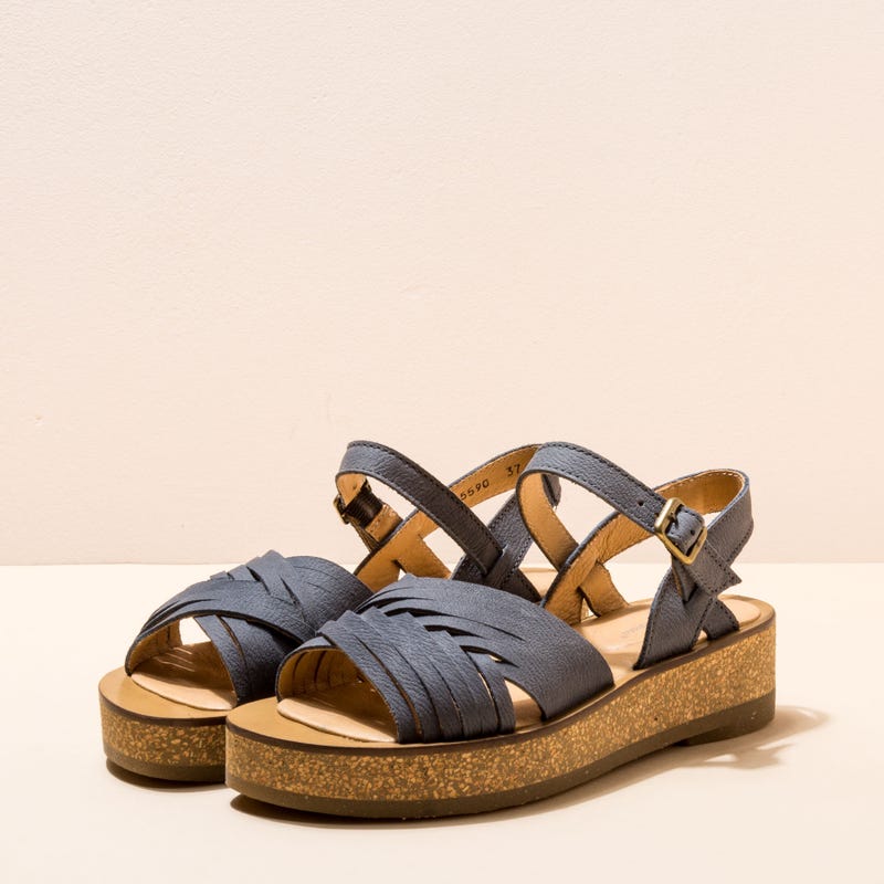 El Naturalista N5590 PLEASANT VAQUERO / TÜLBEND