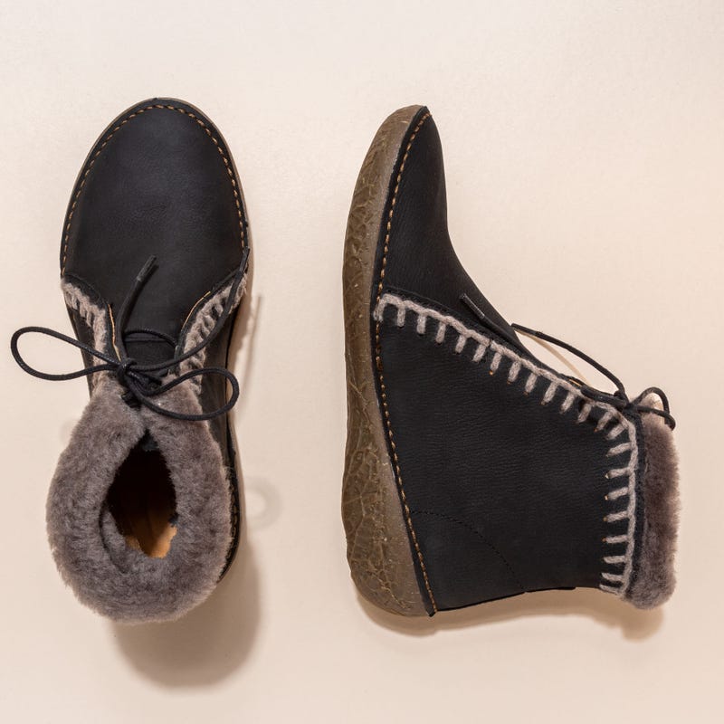 El Naturalista N5732 PLEASANT BLACK / BORAGO