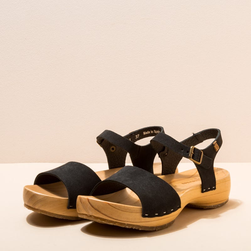 El Naturalista N5831 SKIN BACK BLACK / SHOKUNIN