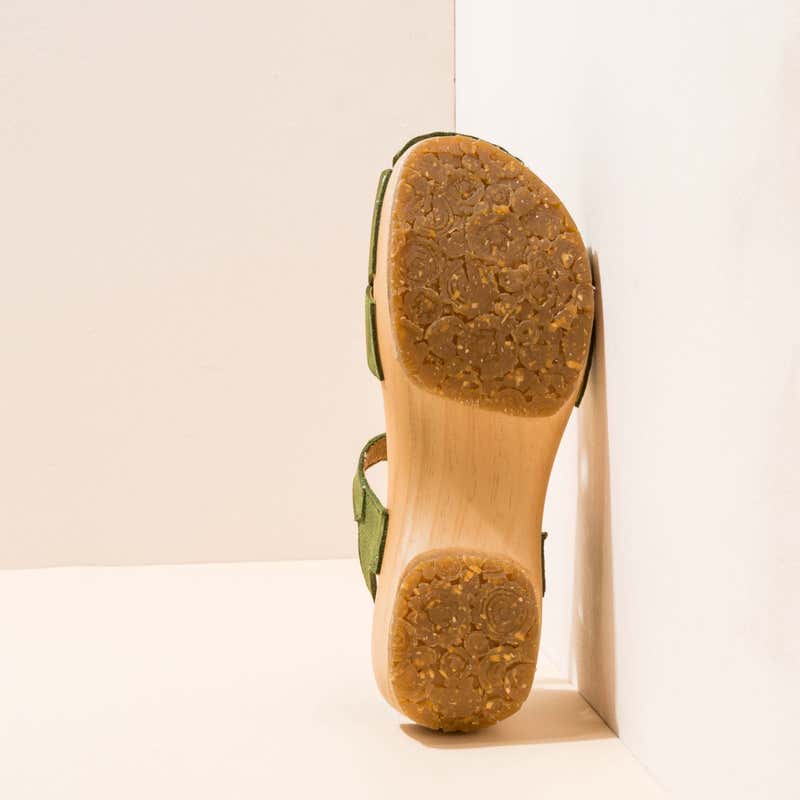 El Naturalista N5832 PLEASANT SELVA / SHOKUNIN