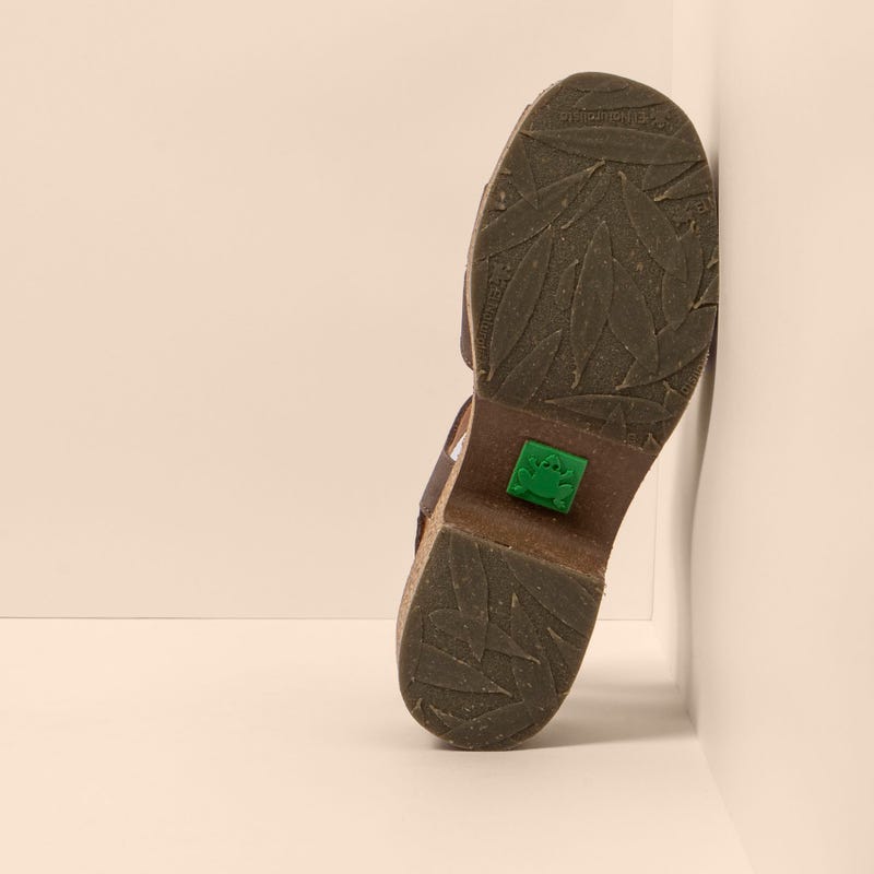 El Naturalista N5891 PLEASANT PLUME /ARBEQUINA