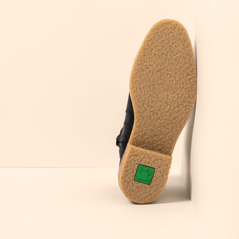 El Naturalista N5943 WAX NAPPA BLACK / IRATI