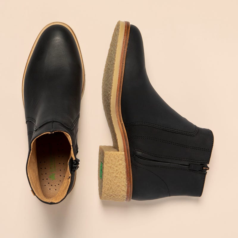 El Naturalista N5943 WAX NAPPA BLACK / IRATI