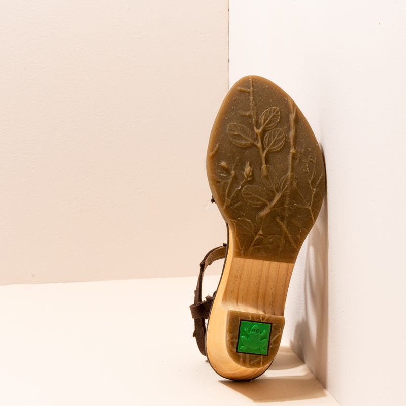 El Naturalista N5496 PLEASANT BROWN / SYLVAN SANDALIA