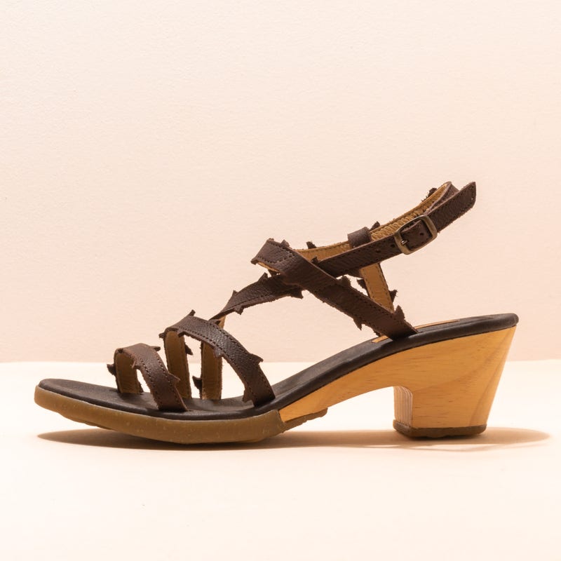 El naturalista N5496 PLEASANT BROWN / SYLVAN SANDALIA