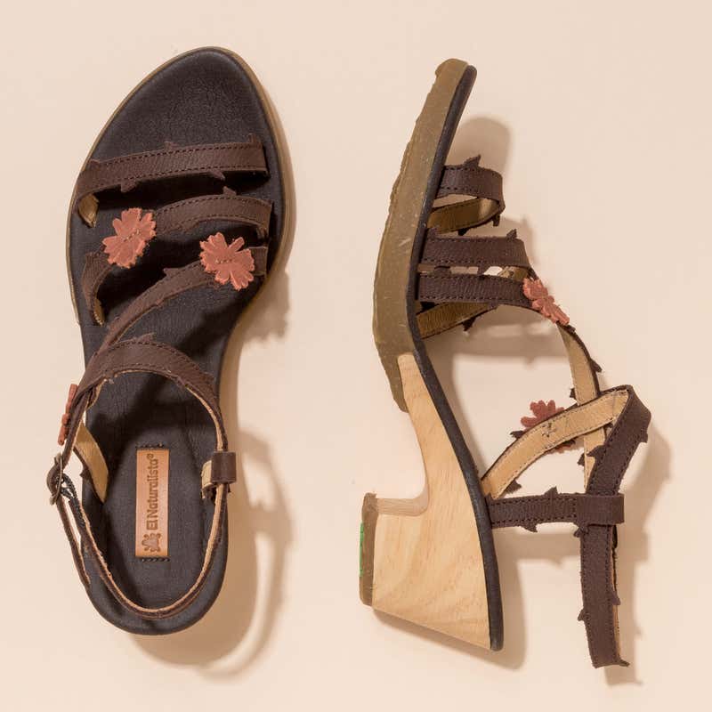 El Naturalista N5496F PLEASANT BROWN / SYLVAN SANDALIA