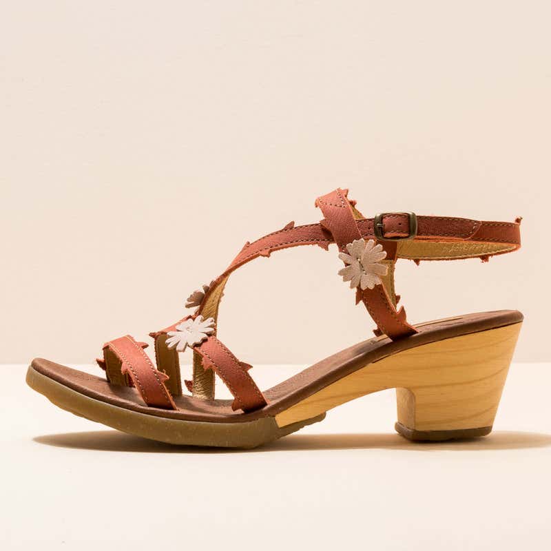 El naturalista N5496F PLEASANT CALDERA / SYLVAN SANDALIA