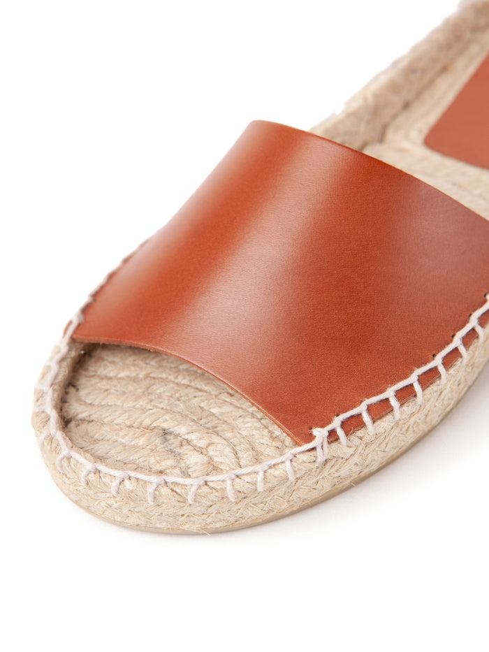 Equitare ALI BECERRO AVELLANA