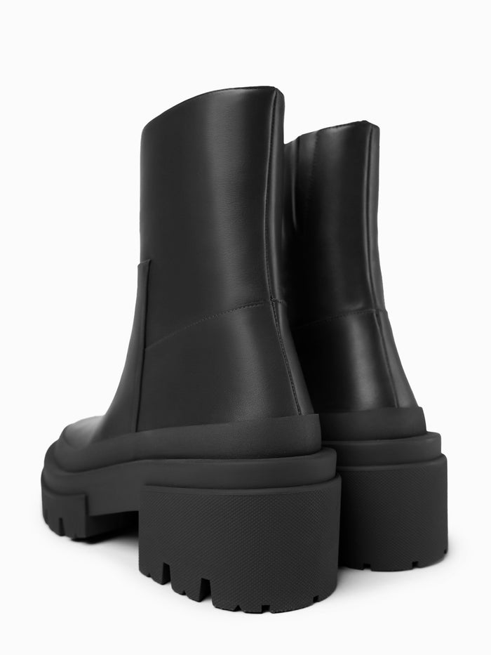 Equitare CHARLOTE - Camus Negro