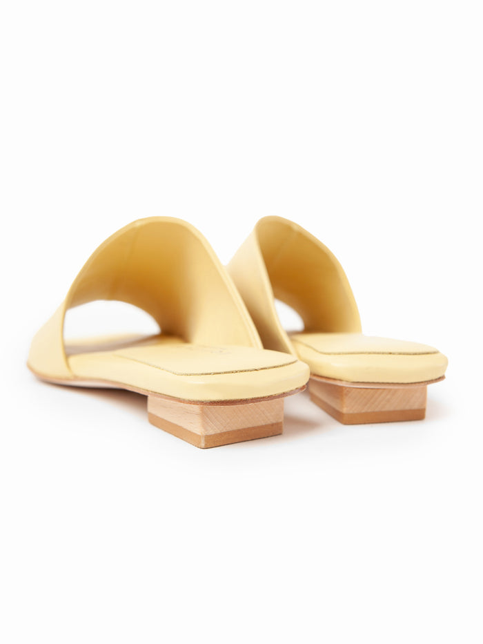 Equitare MINKA - Napasoft Suave Amarillo