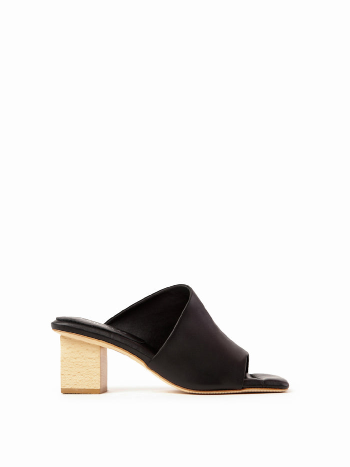 Equitare MORELIA - Napasoft Negro