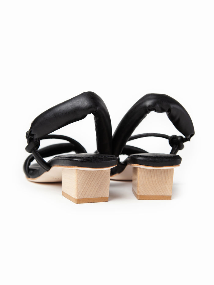 Equitare RAHEL - Florencia Negro