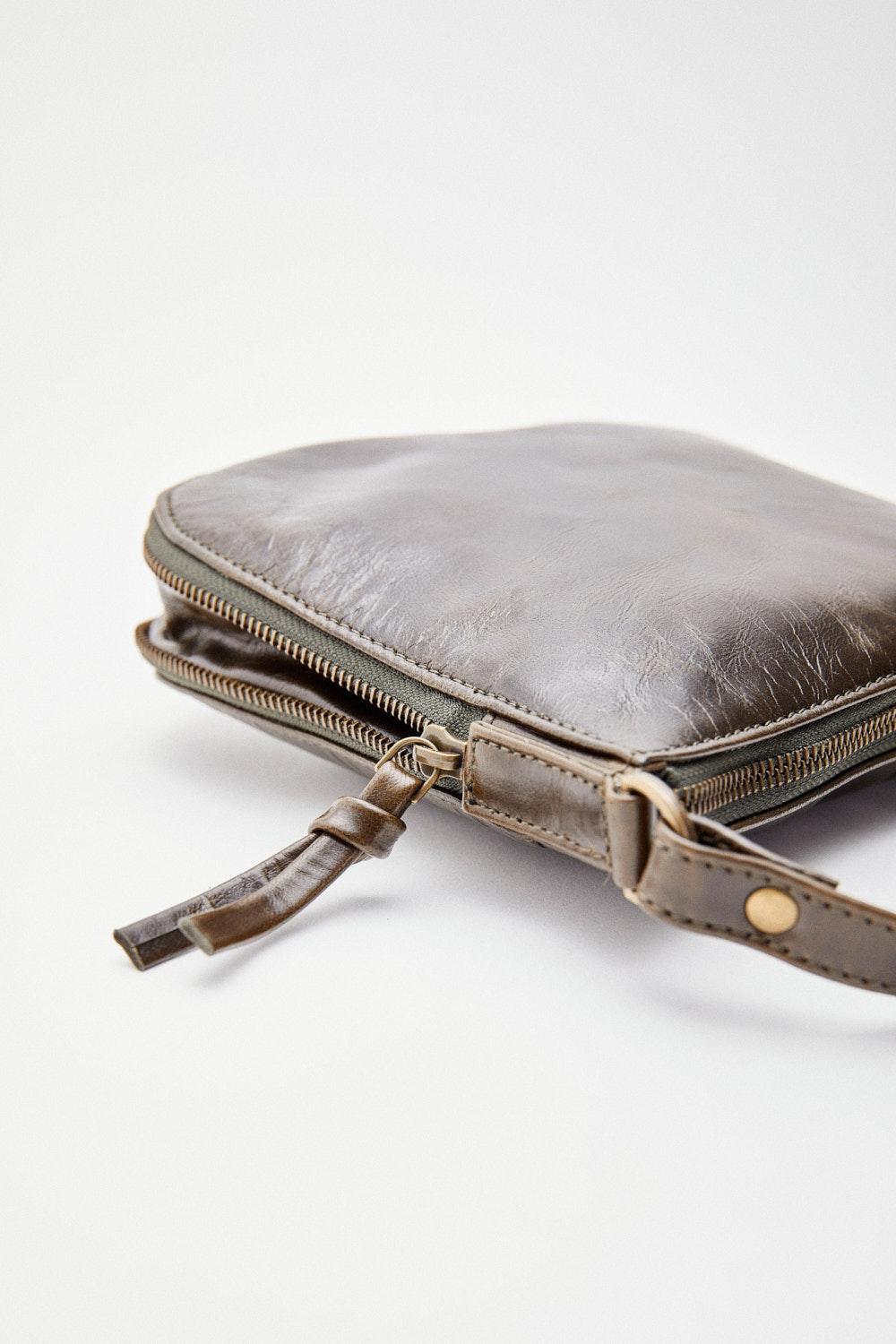 Eseoese BANDOLERA MARTINA