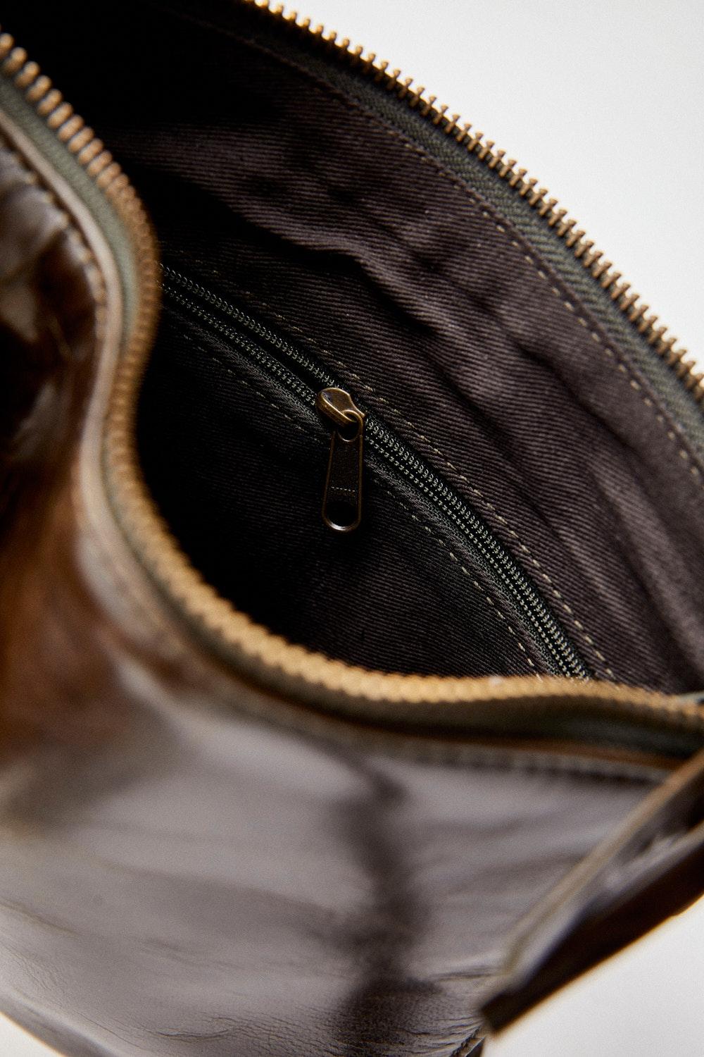 Eseoese BANDOLERA MARTINA