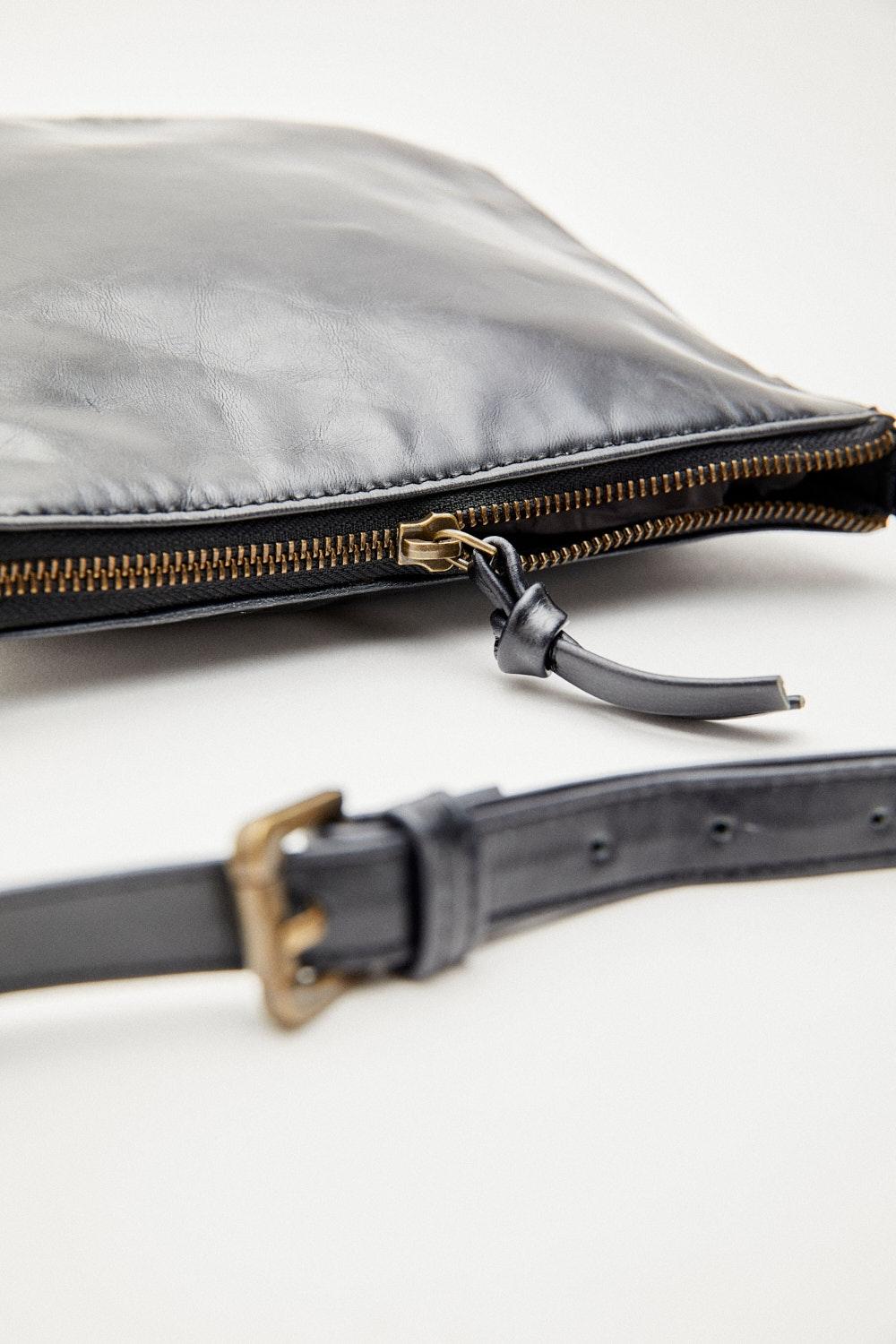 Eseoese BANDOLERA MARTINA