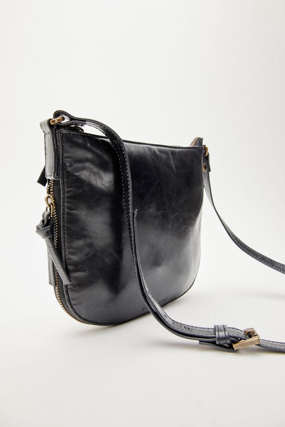 Eseoese BANDOLERA MARTINA