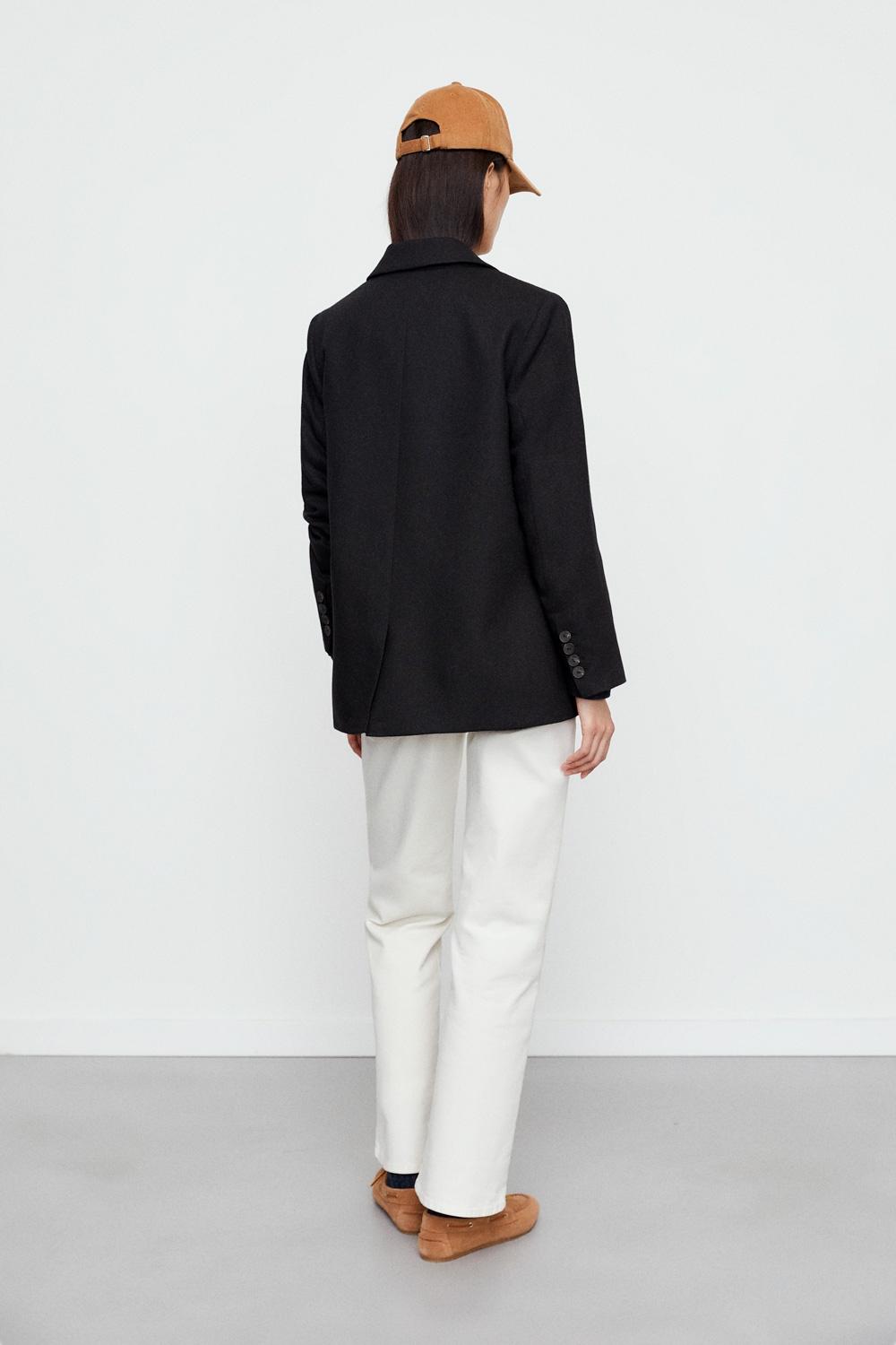 Eseoese BLAZER COLLEGE