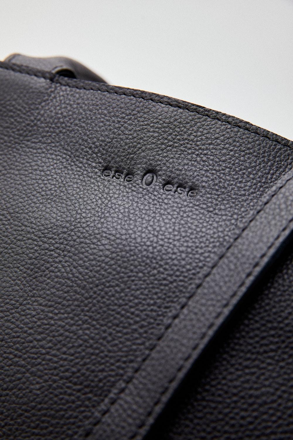 Eseoese BOLSO CAPAZO LEATHER