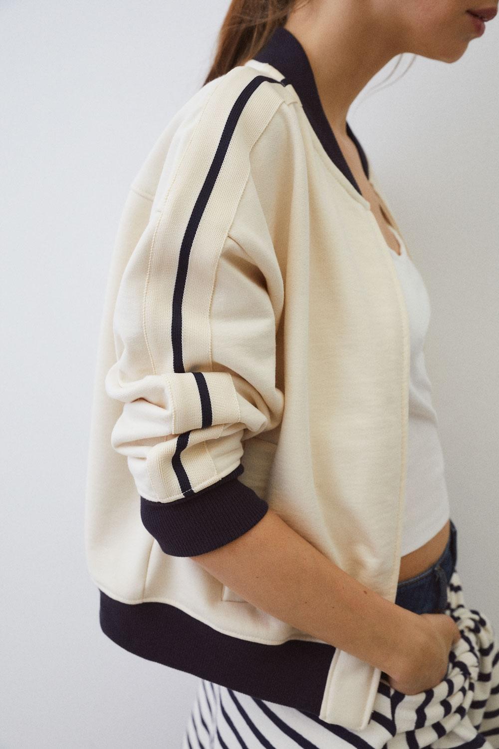 Eseoese BOMBER ALGODÓN LOUNGE