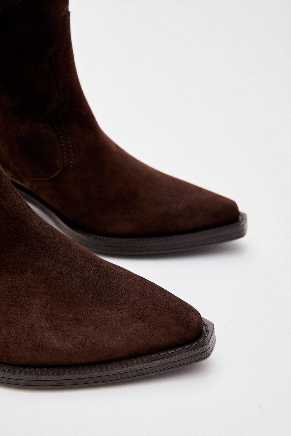 Eseoese BOTA NASHVILLE