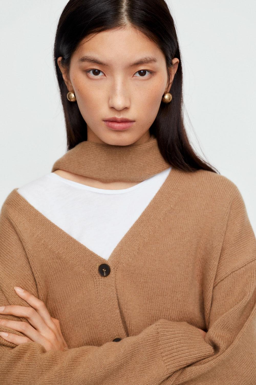 Eseoese CÁRDIGAN SCARF