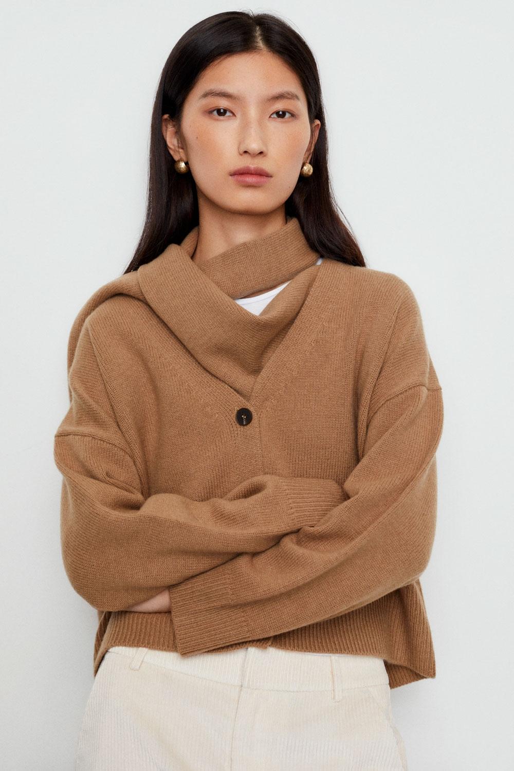 Eseoese CÁRDIGAN SCARF