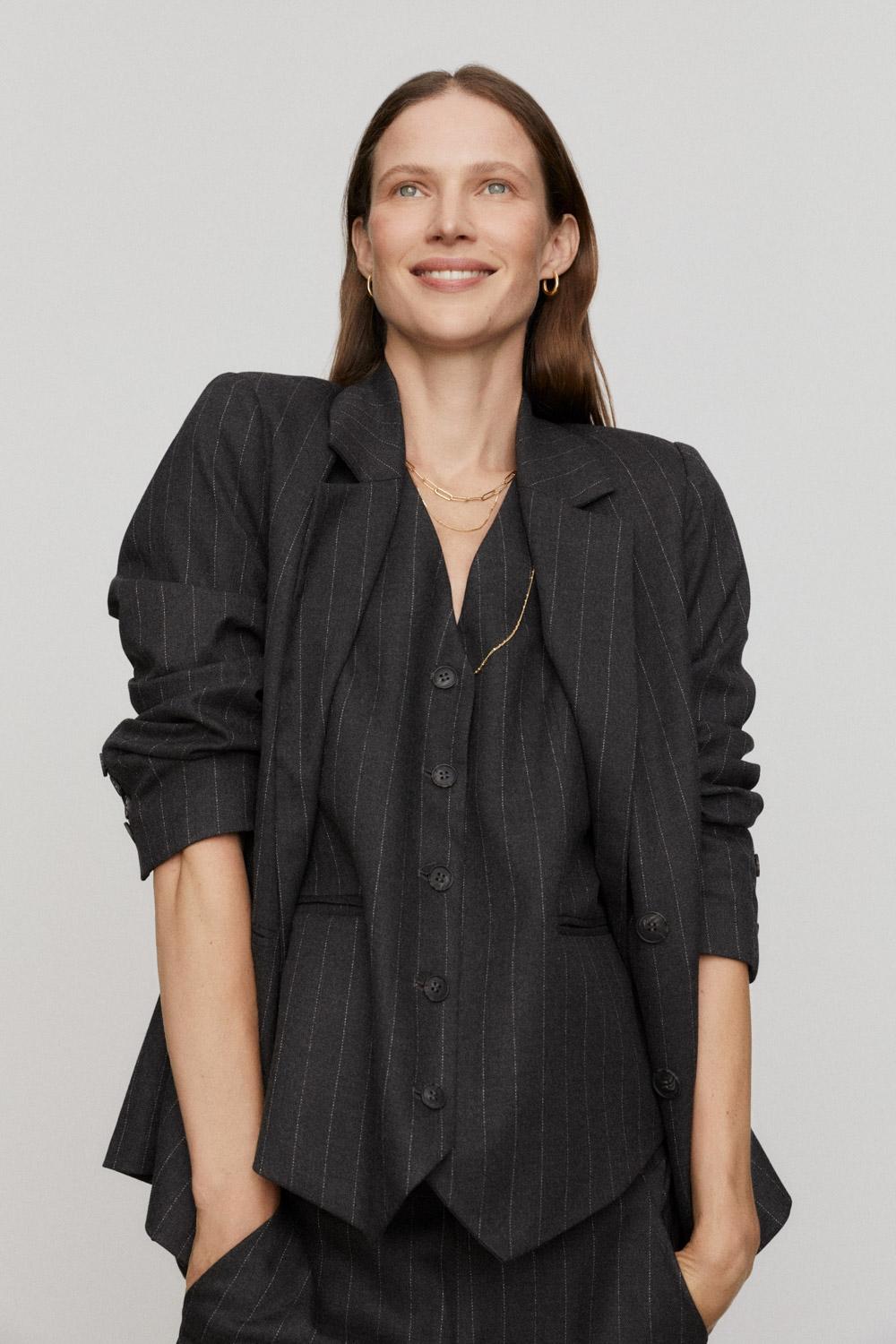 Eseoese CHALECO DIPLOMÁTICO