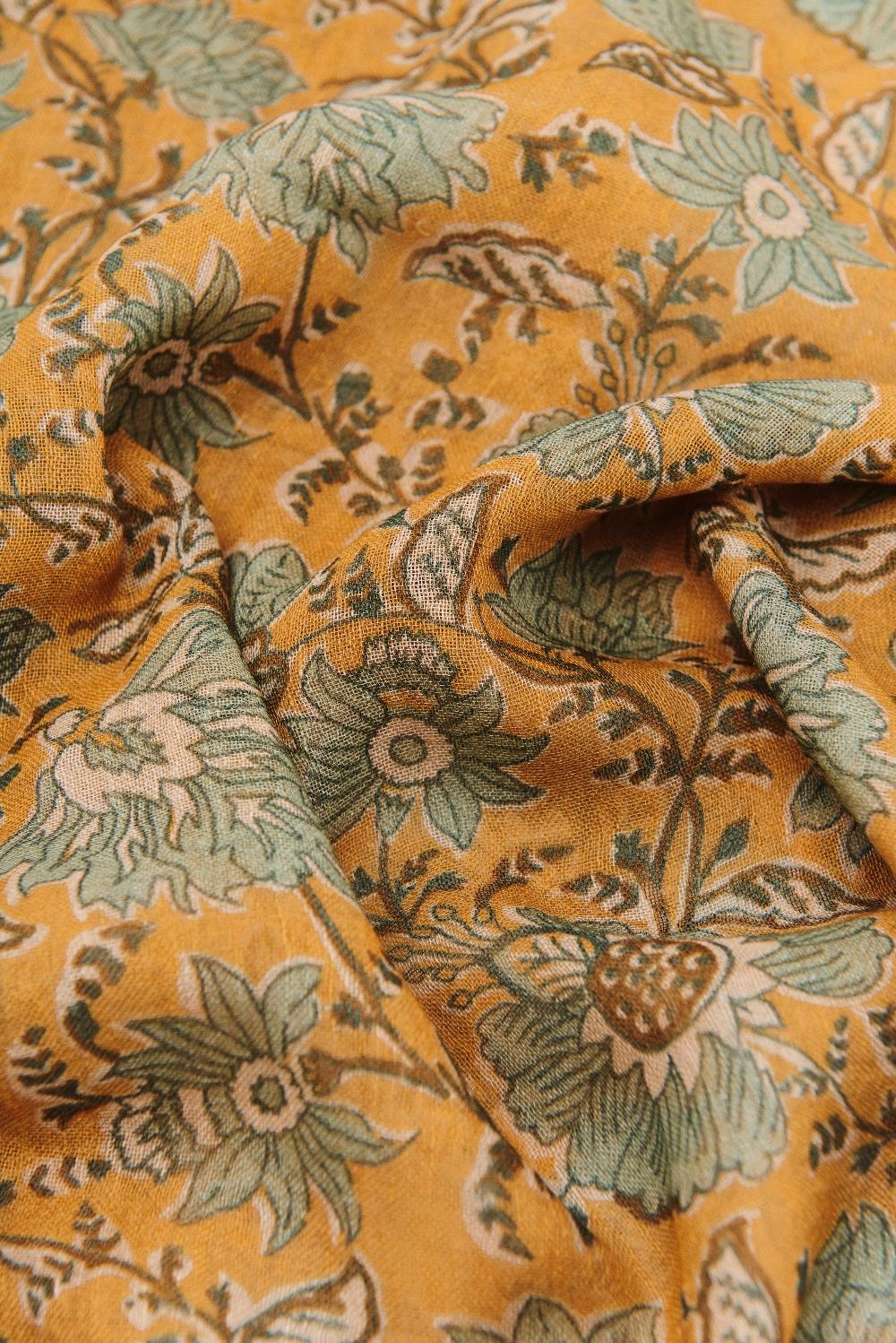 Eseoese FULAR FLOWERS