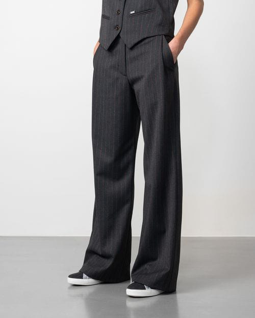 Etiem Pantalón Ancho De Pinzas Y Relojera En Sarga Afranelada Con Raya Diplomática