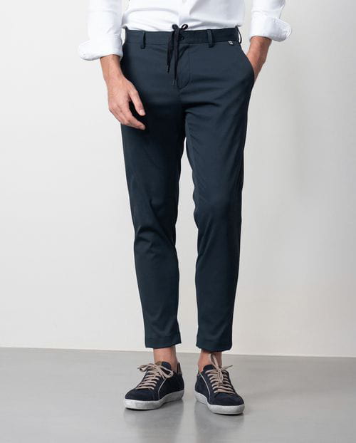 Etiem Pantalón Chino Sport De Cordón Goma Y Trabillas En Tejido Técnico Elástico
