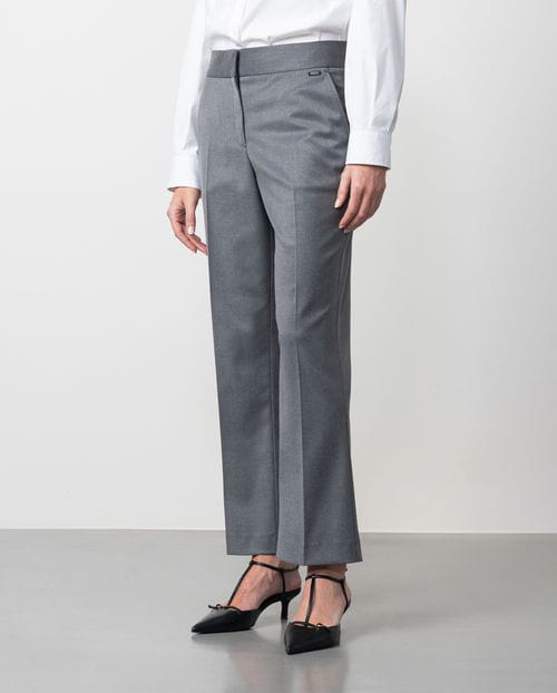 Etiem Pantalón Tobillero Ligeramente Acampanado En Sarga Afranelada