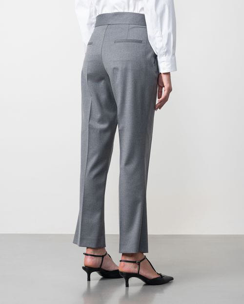 Etiem Pantalón Tobillero Ligeramente Acampanado En Sarga Afranelada