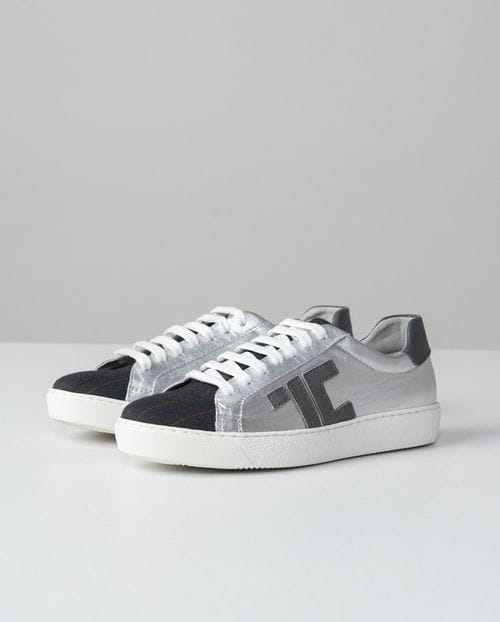 Etiem Zapatilla combinada tipo bamba en piel plateada y sarga de raya diplomática