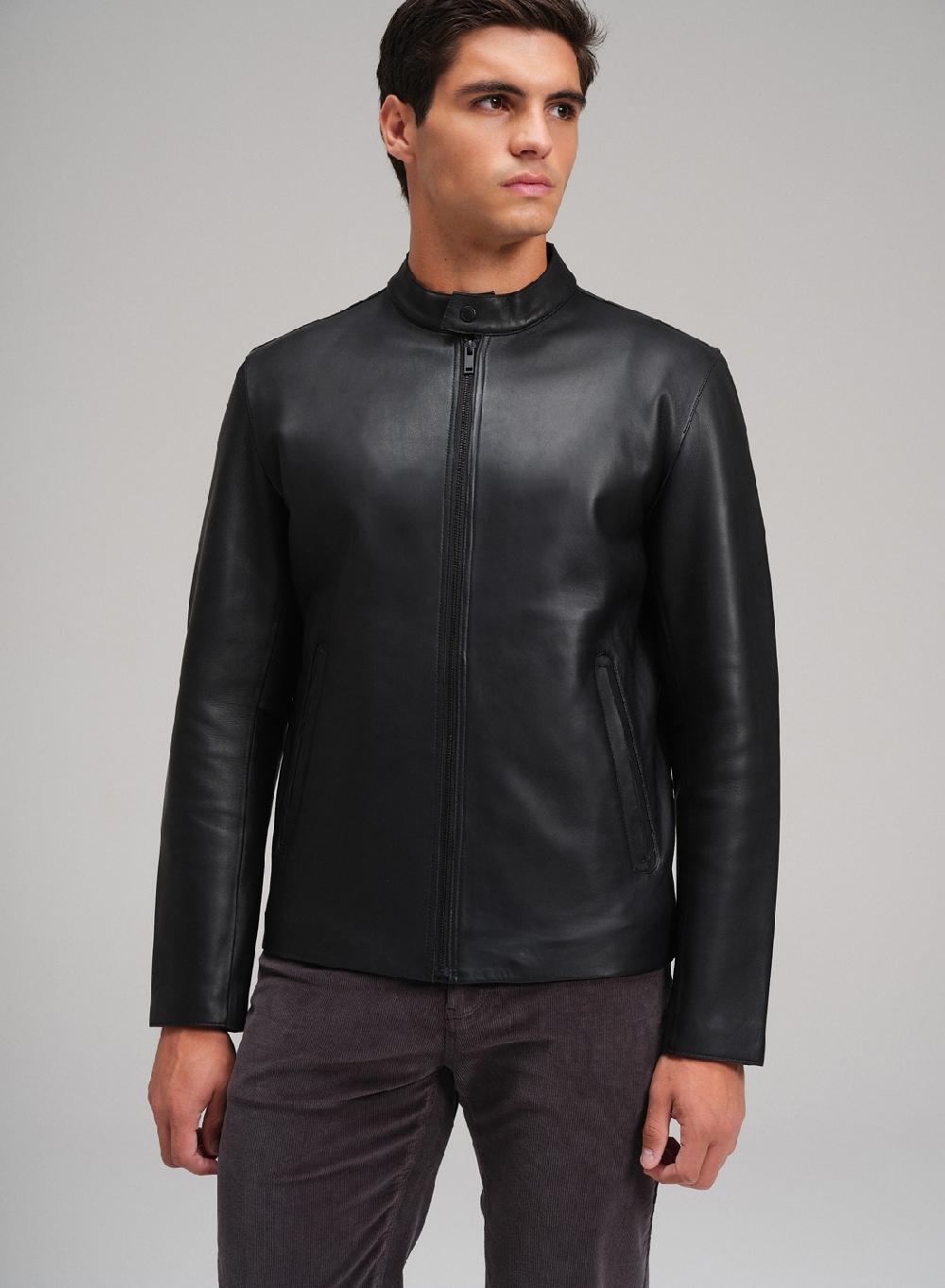 Etiqueta negra Campera moto cuello mao bolsillos al corte