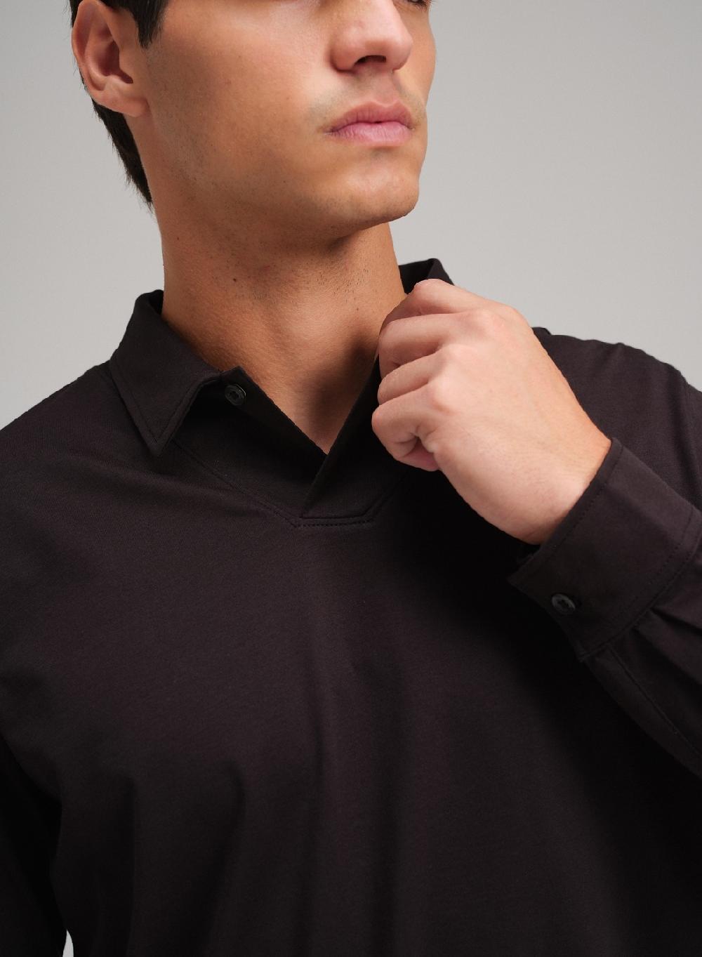 Etiqueta Negra Chomba Boton Cartera V Manga Larga Luxury