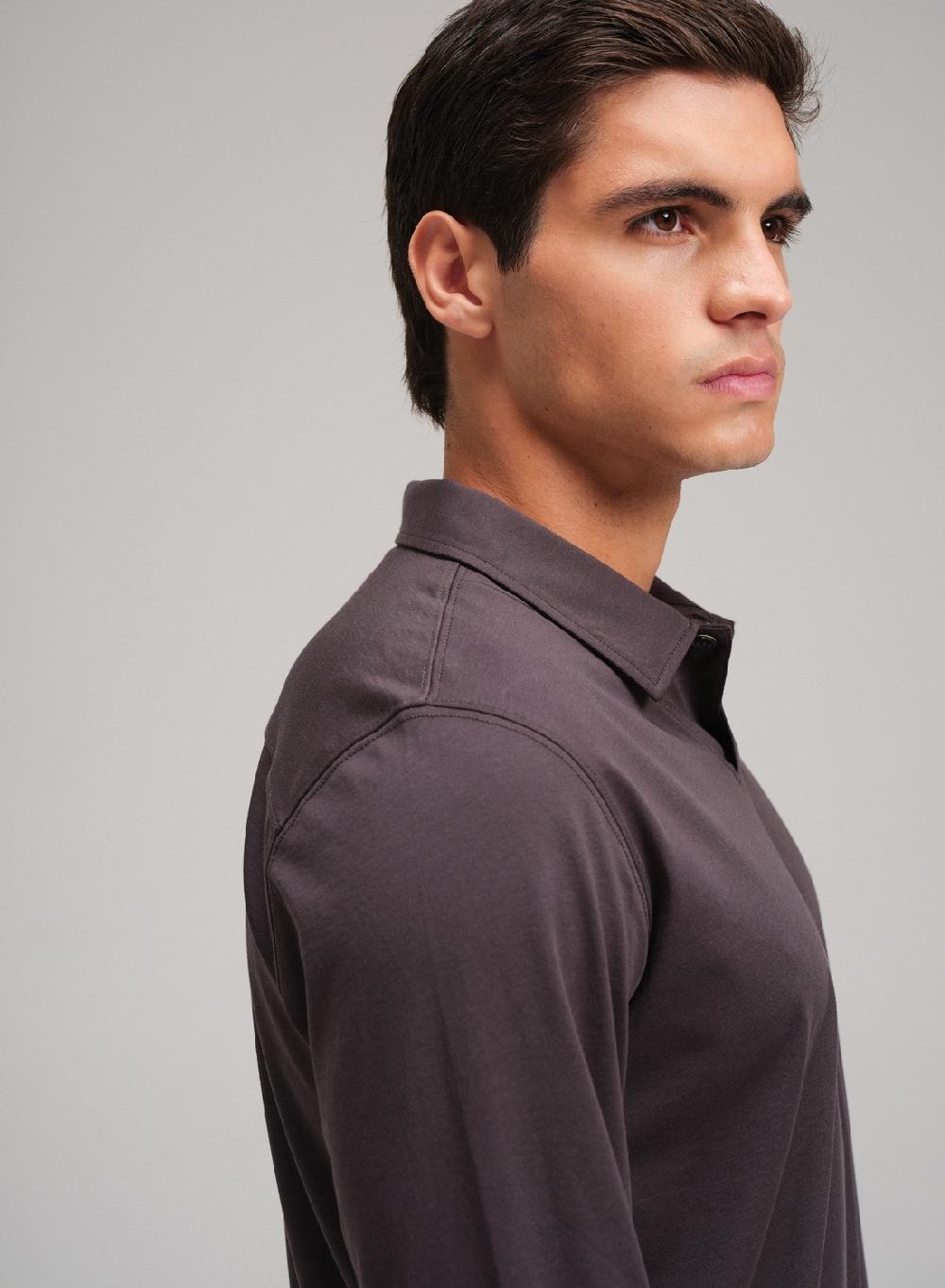 Etiqueta Negra Chomba Boton Cartera V Manga Larga Luxury