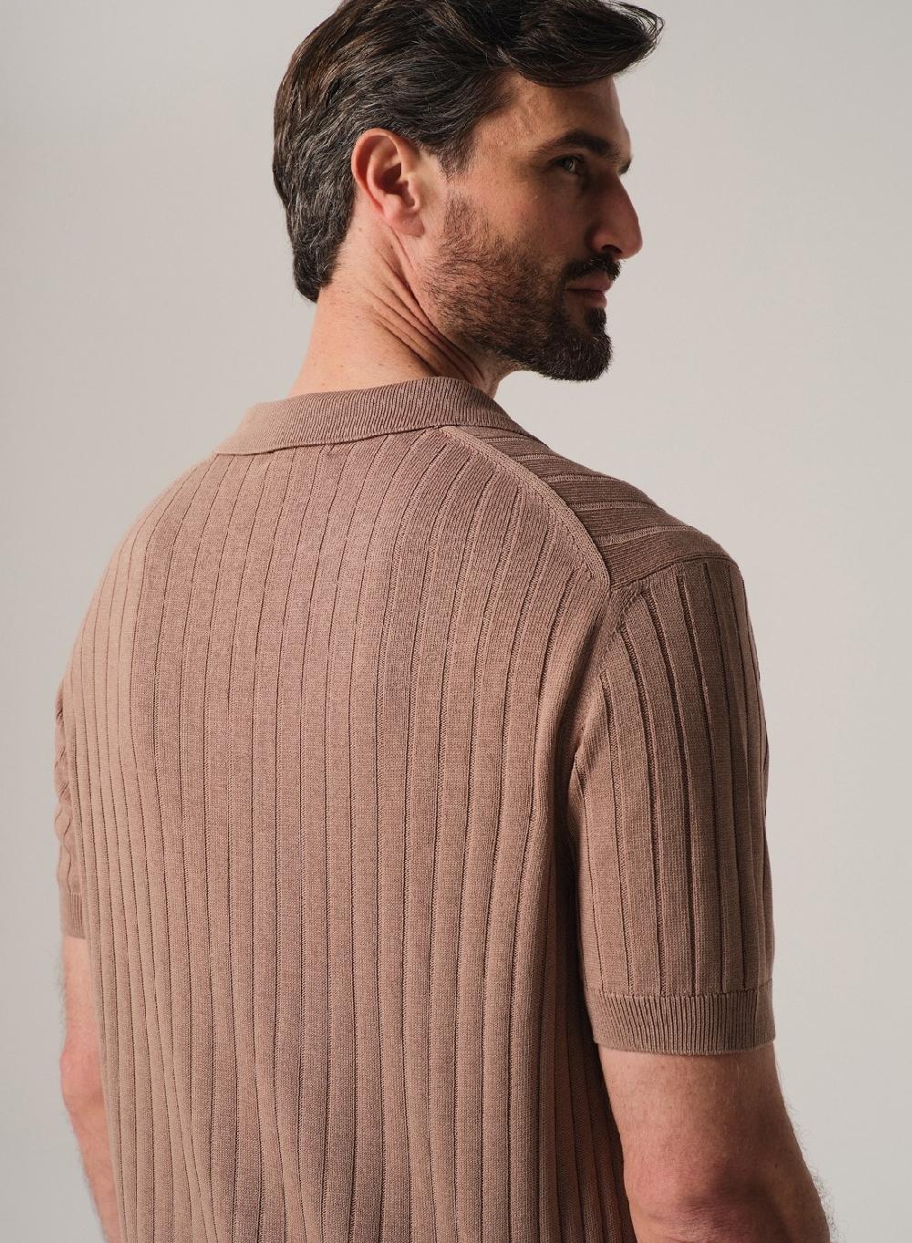 Etiqueta Negra Chomba Tejida Manga Corta Cartera V Viscosa