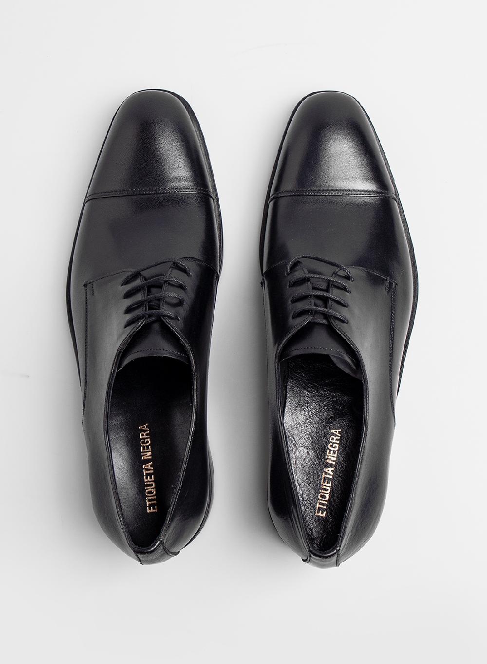 Etiqueta Negra Acordonado Formal Puntera