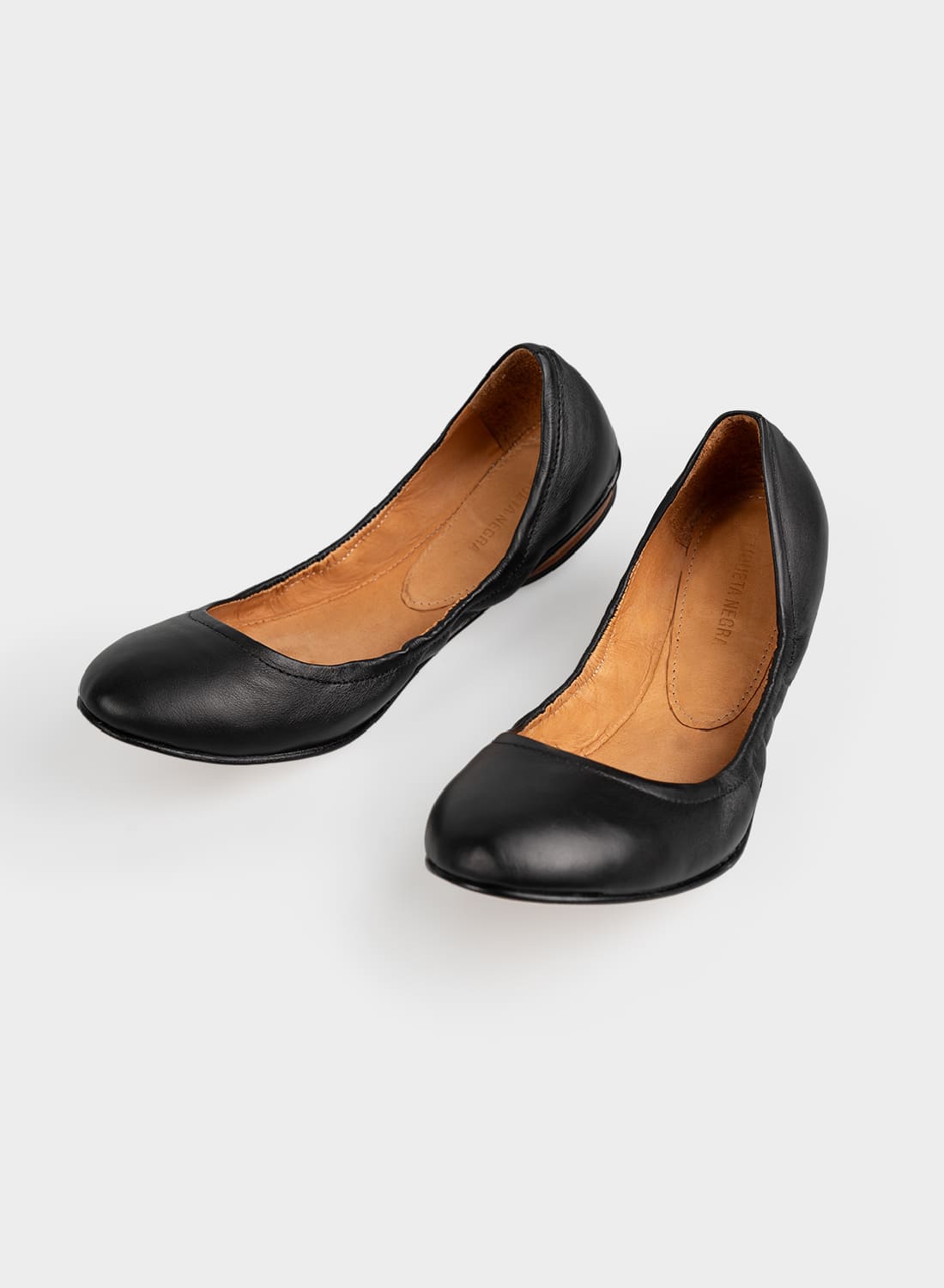 Etiqueta Negra Balerina Cuero