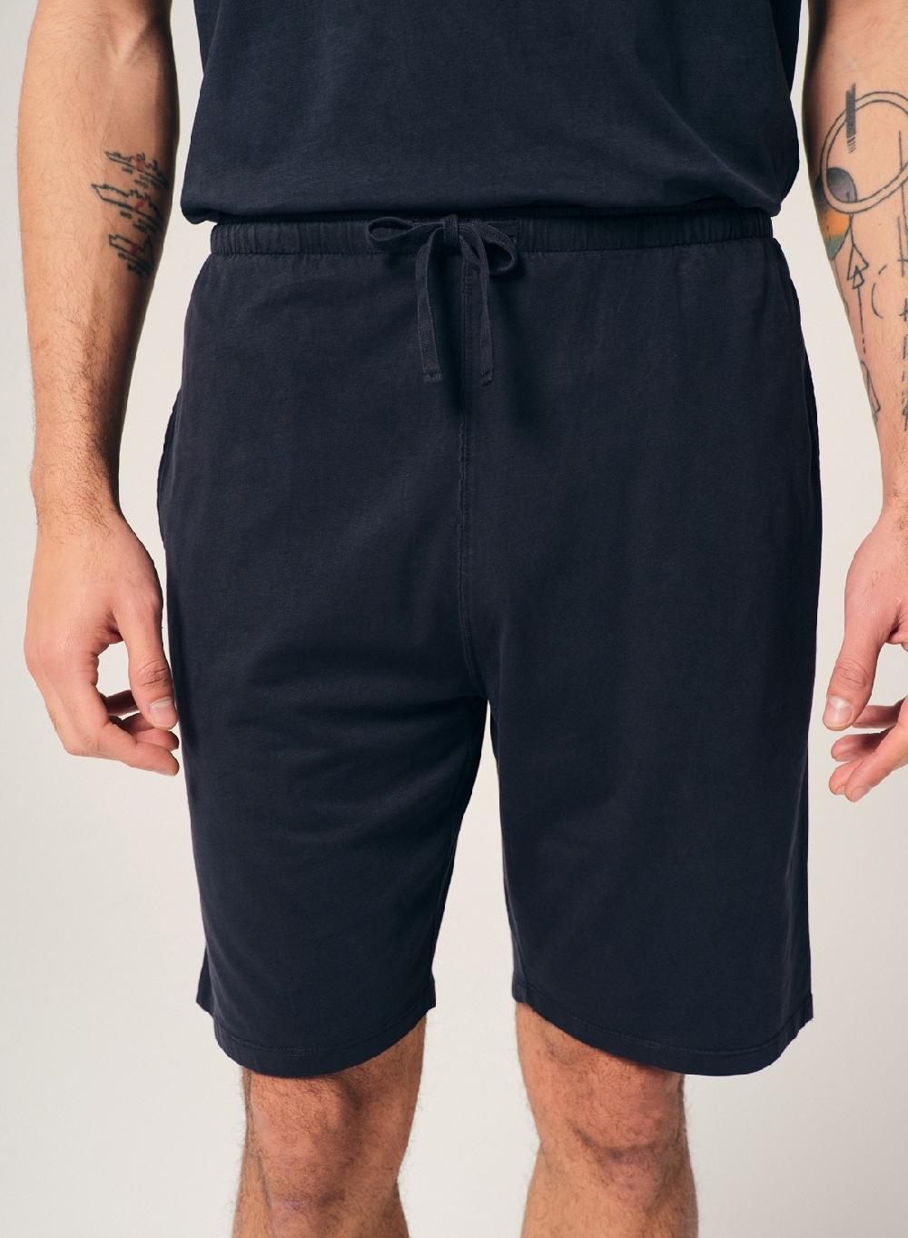 Etiqueta negra Bermuda Garment DYE