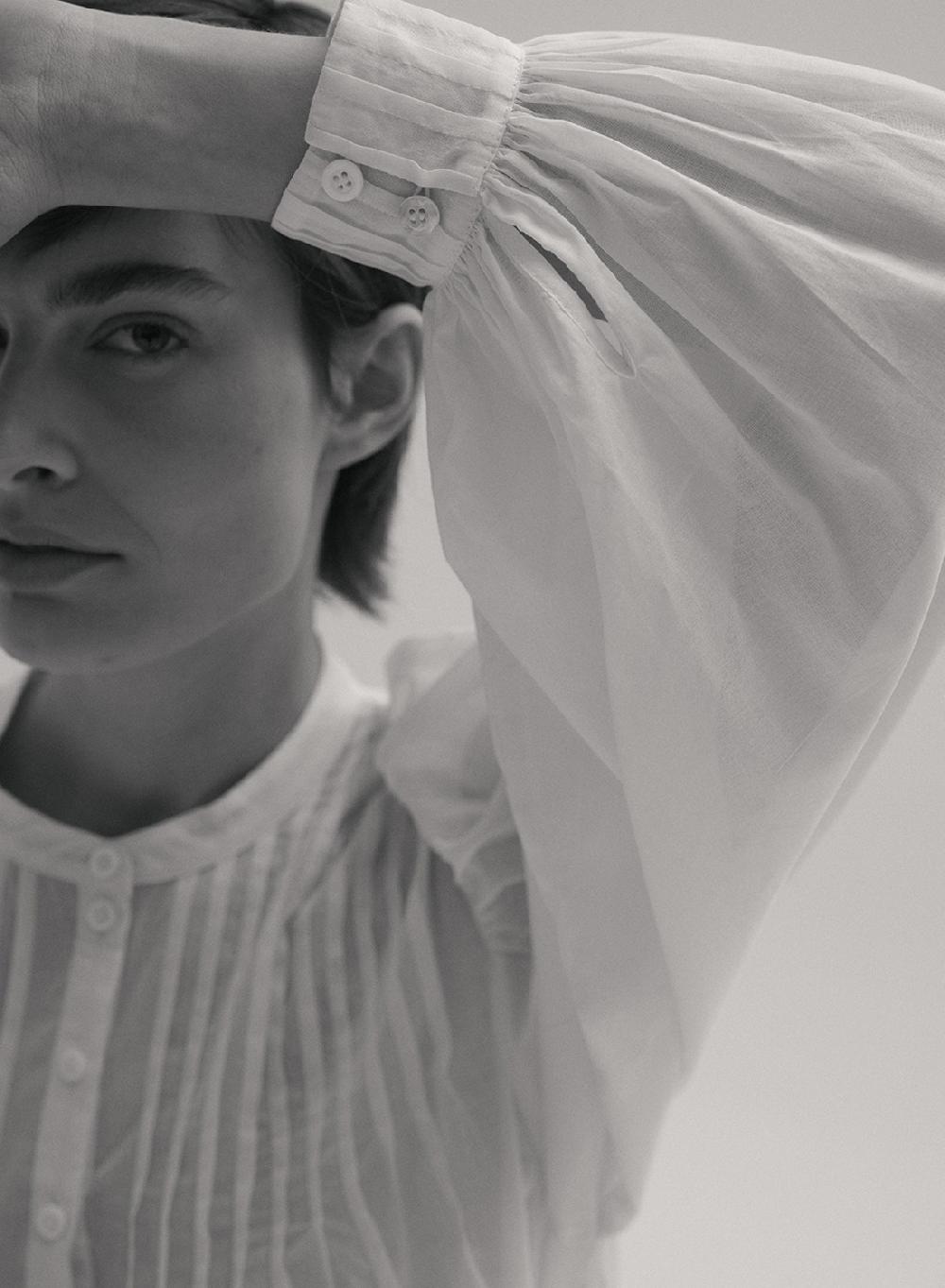 Etiqueta negra Camisa alforzas voile