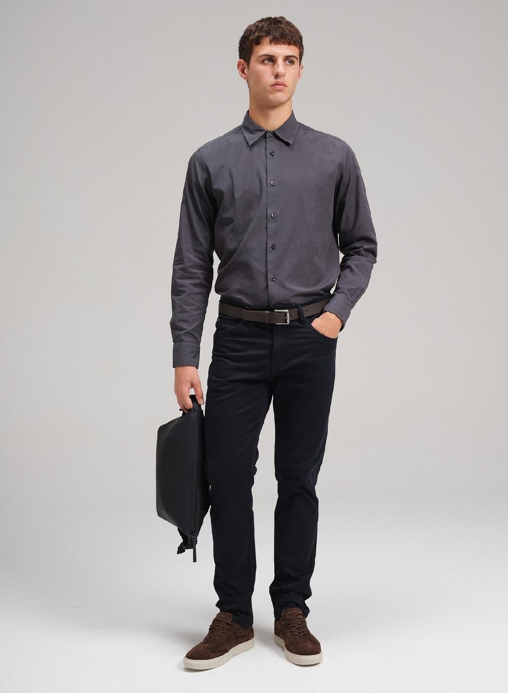 Etiqueta negra Camisa basica poplin pima