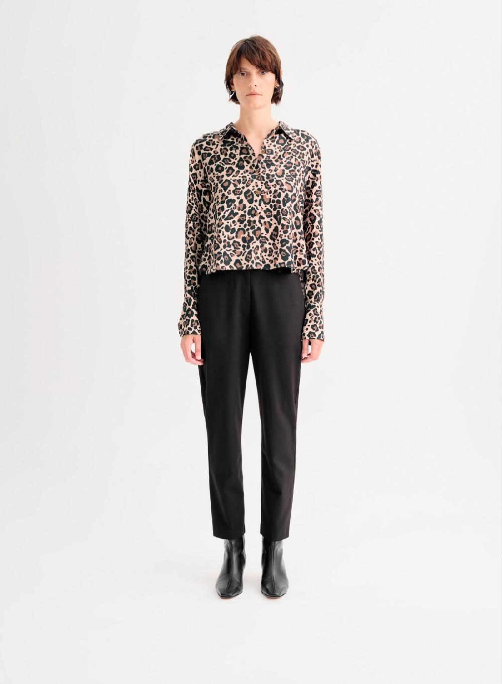 Etiqueta Negra Camisa Clasica Saten Estampado