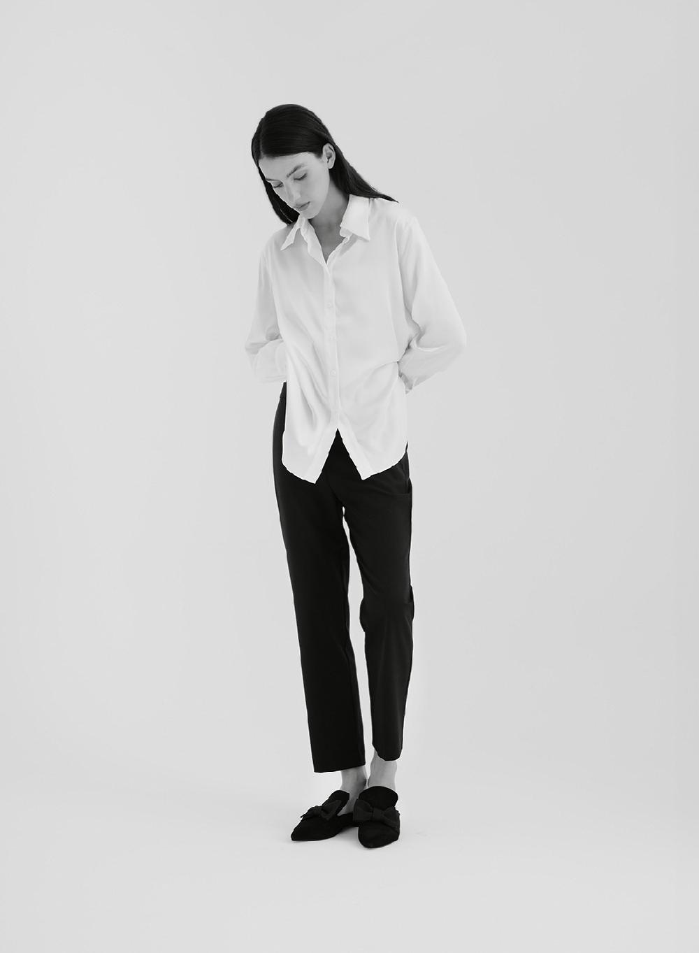 Etiqueta negra Camisa cuello seda