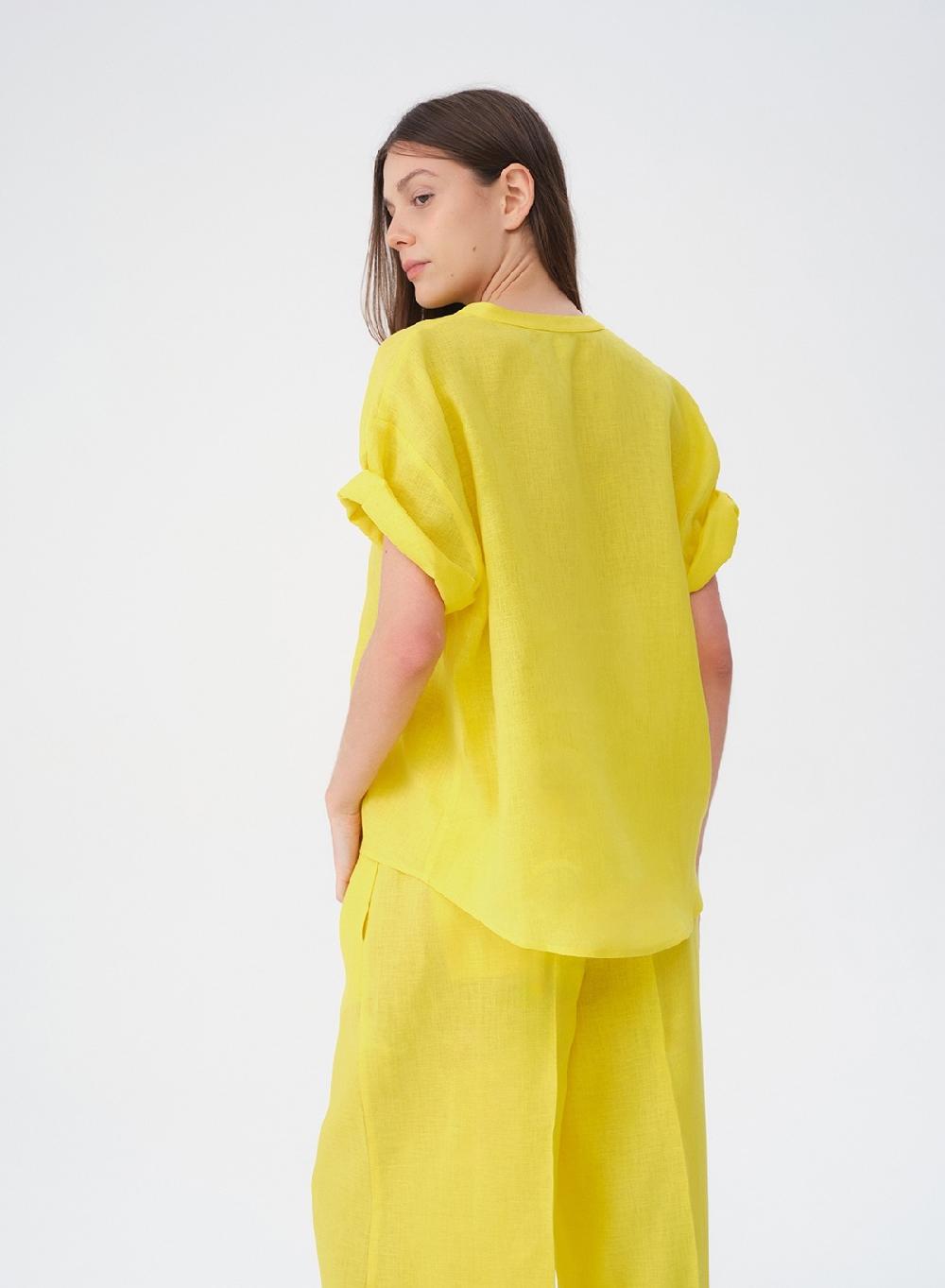 Etiqueta Negra Camisa Mao Manga Corta Lino