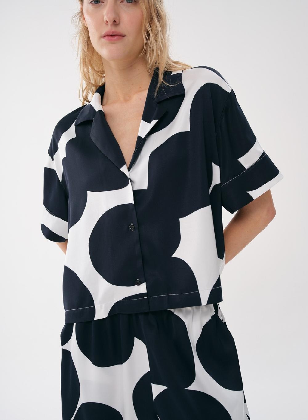 Etiqueta Negra CAMISA SATEN ESTAMPADO